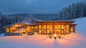 Northern Escape Mountain Lodge With New Spa Heli Skier